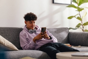 NHS Rolls Out Therapeutic Game to Support Children with Anxiety