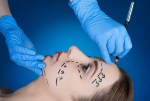 Crackdown Planned on Unsafe Cosmetic Procedures in England
