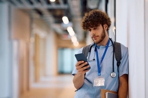NHS to Launch Online Hospital Service by 2027